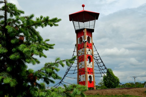 Šestimetrová rozhledna na Oranžovém hřišti