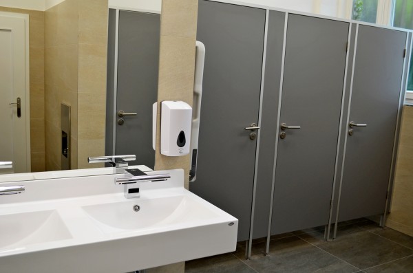 Rekonstrukce sociálního zařízení v Besedním domě.