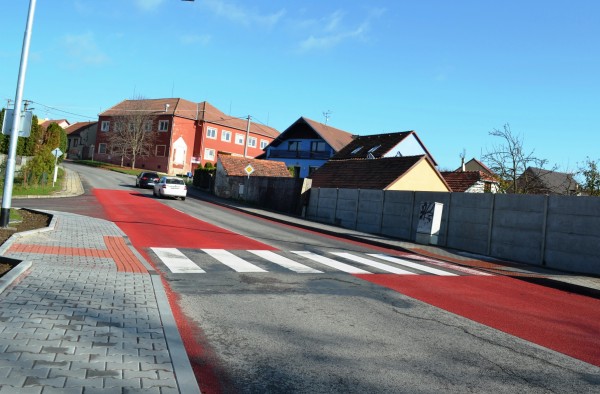 Přechod od studentů dohlíží na bezpečnost